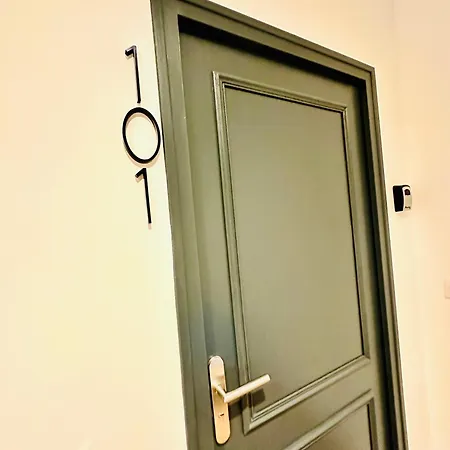 Du Chateau 아파트 *